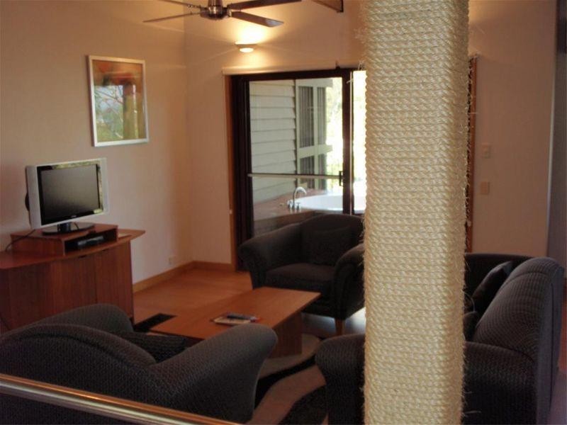 39 Pandanus Units – Kingfisher Bay, Fraser Island QLD 4581