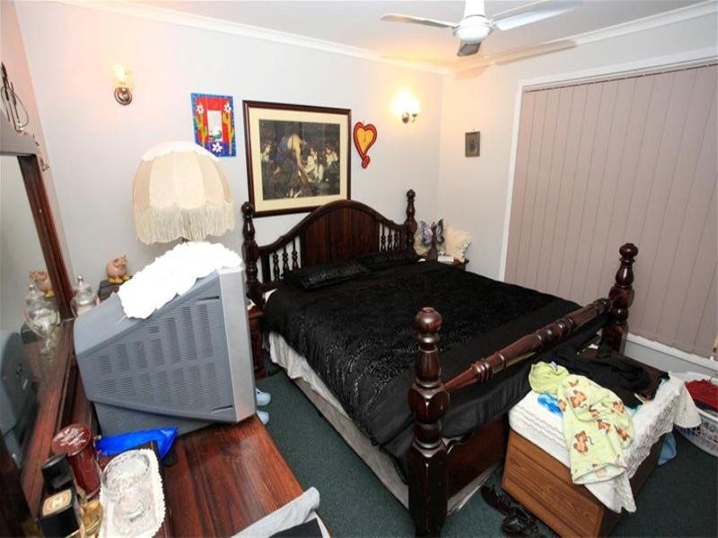 5 Sandalan Way, Urangan QLD 4655