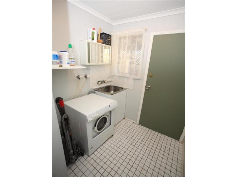 5 Sandalan Way, Urangan QLD 4655