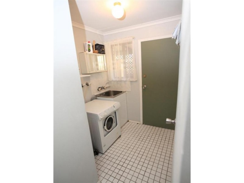5 Sandalan Way, Urangan QLD 4655