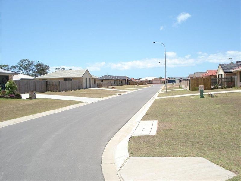13 Kingston Court, Point Vernon QLD 4655