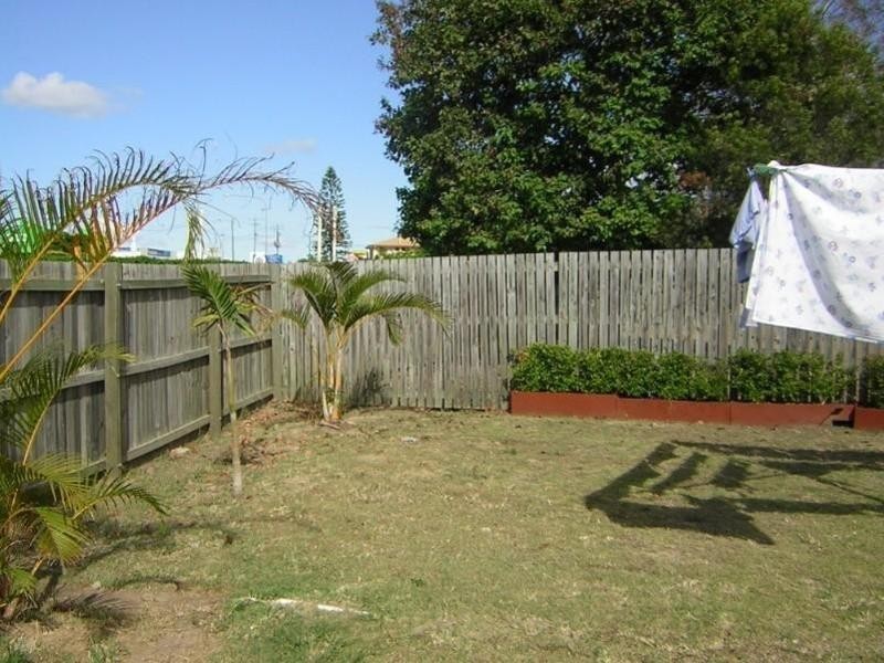 2 Green Close, Urraween QLD 4655