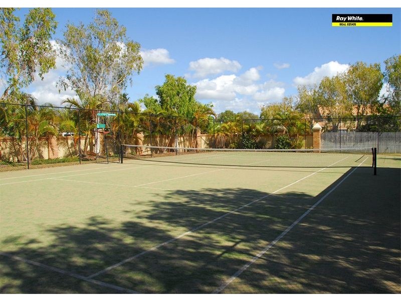 37 Great Sandy Straits Marina Resort, Urangan QLD 4655