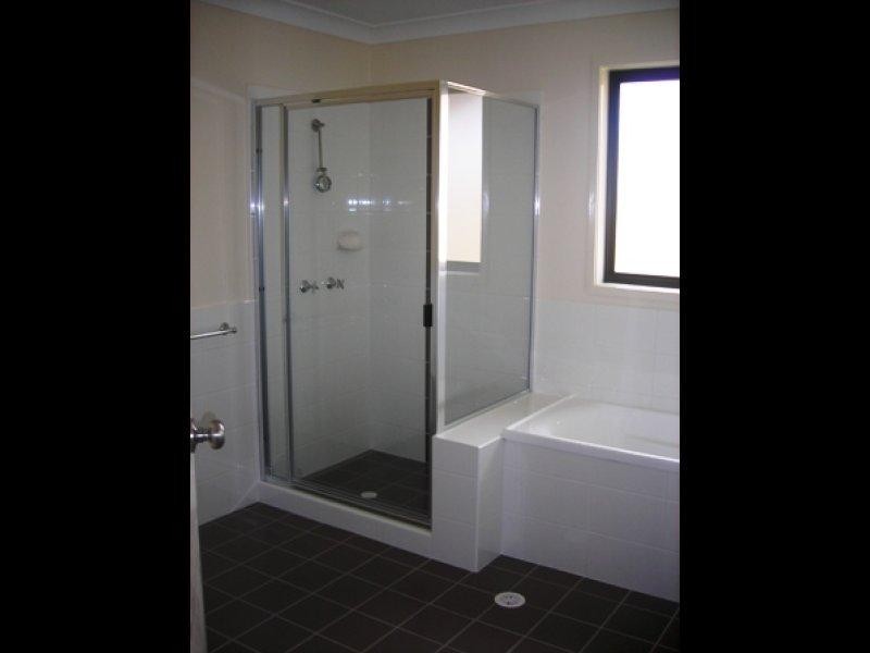 2 Mia Street, Hervey Bay QLD 4655