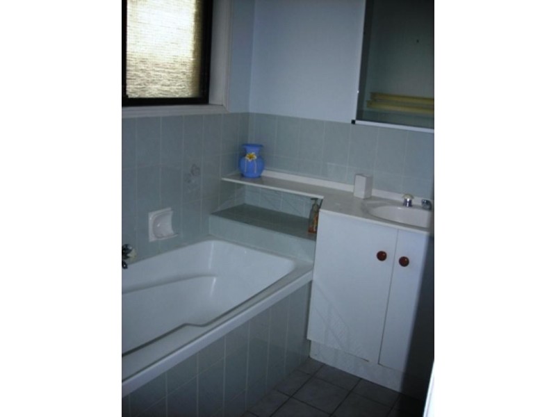 5 BRUCE Street, Torquay QLD 4655