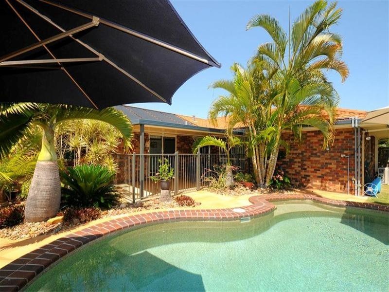 22 Oceanview Street, Point Vernon QLD 4655