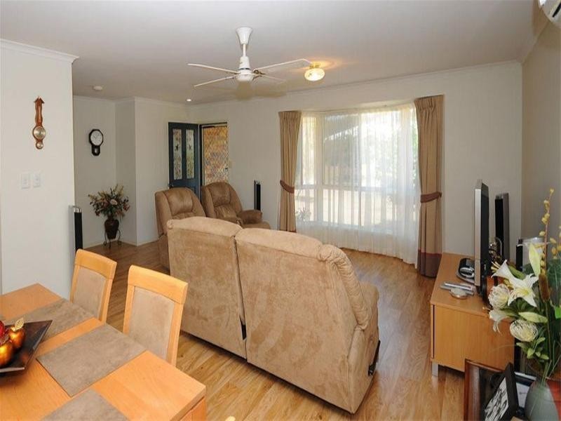 22 Oceanview Street, Point Vernon QLD 4655