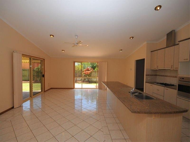 12 Boleyn Place, Torquay QLD 4655