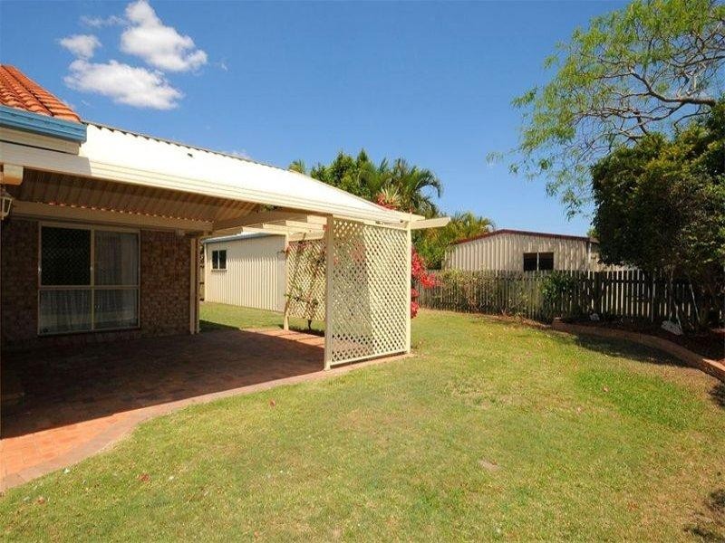 12 Boleyn Place, Torquay QLD 4655