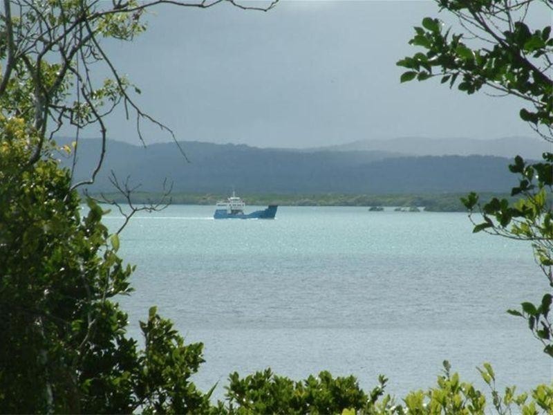 155 North Esplanade (off Holme Street), River Heads QLD 4655