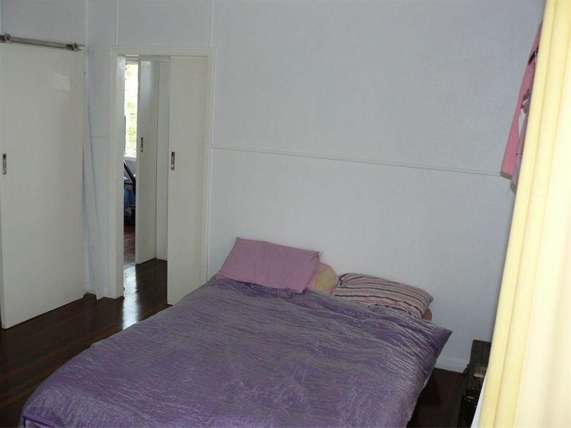 60 Dayman Street, Urangan QLD 4655