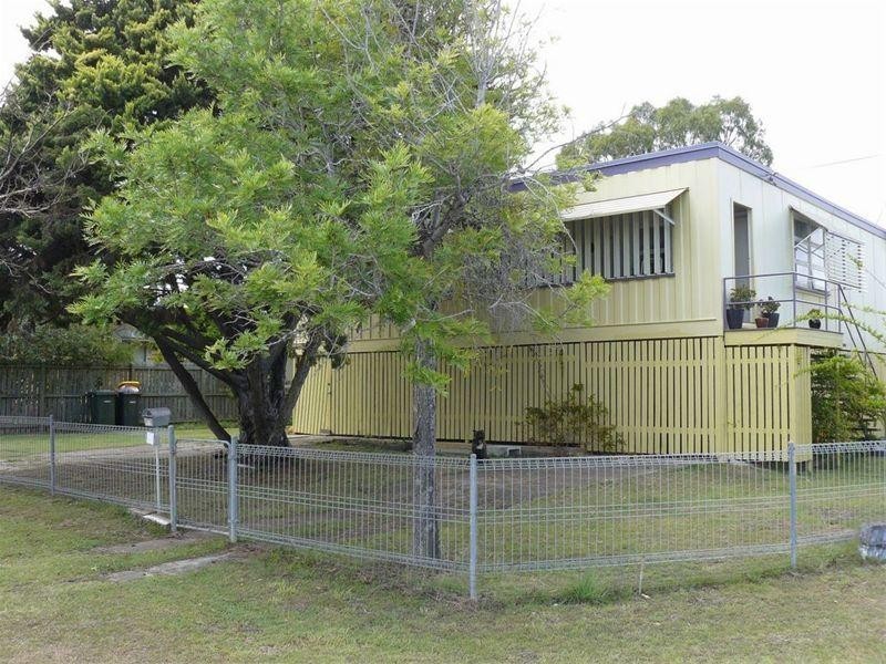 60 Dayman Street, Urangan QLD 4655