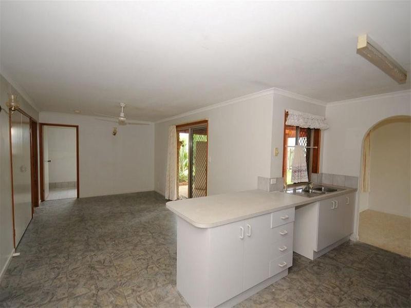 18 Barilba Street, Scarness QLD 4655