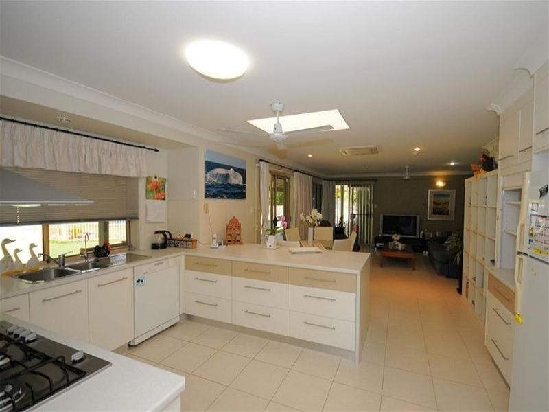 30 Senor Avenue, Hervey Bay QLD 4655