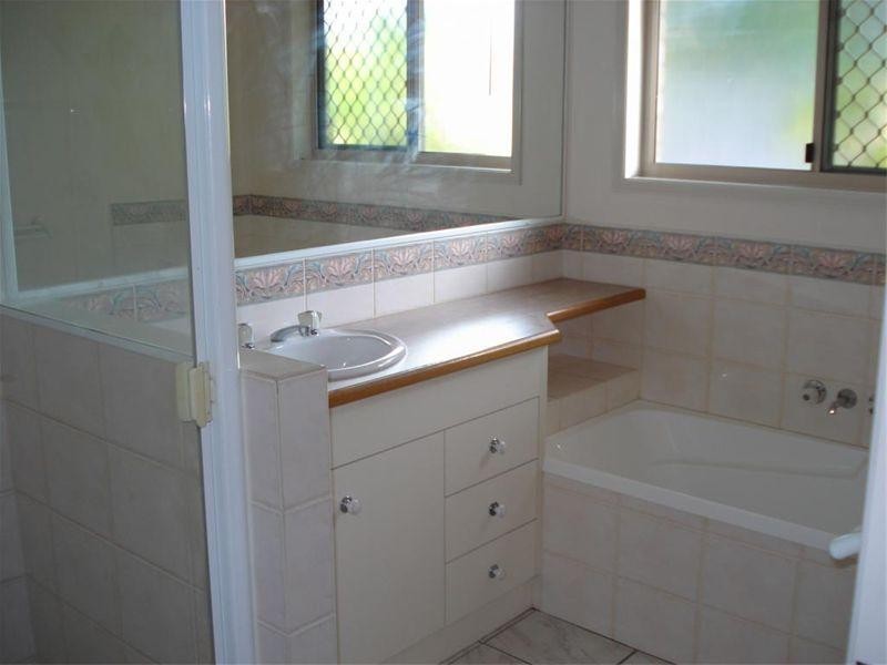 10 Anembo Drive, Torquay QLD 4655