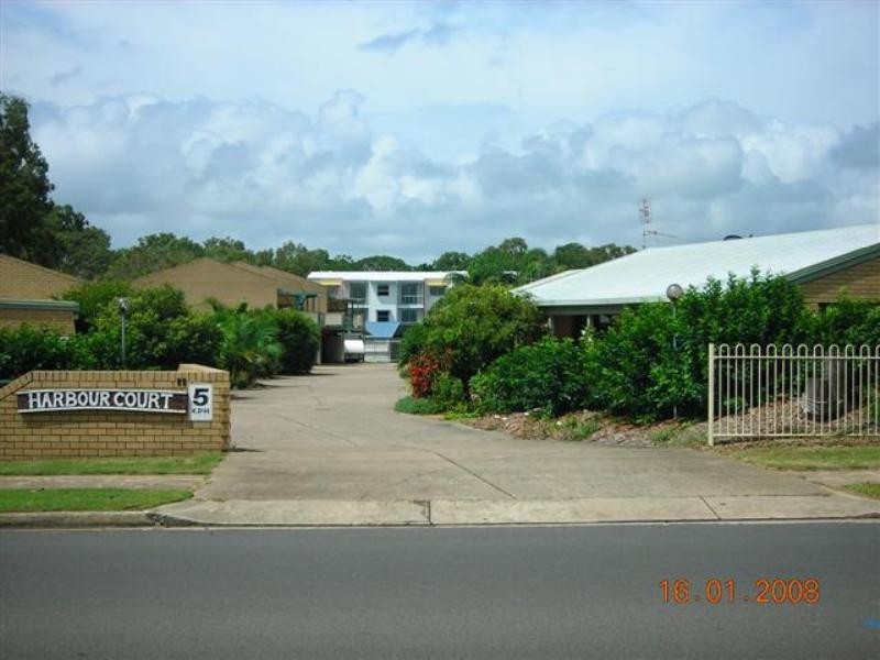 Urangan QLD 4655