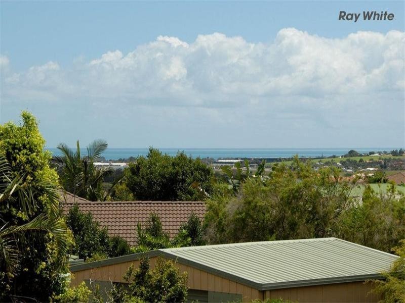 9 Lygon Court, Urraween QLD 4655