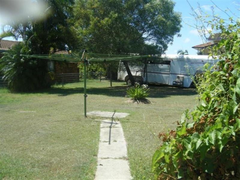 Point Vernon QLD 4655
