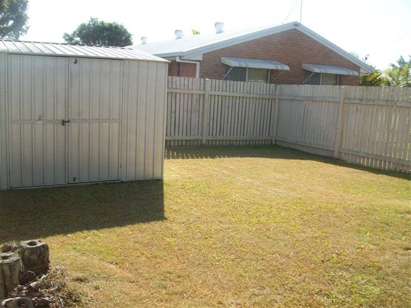 2 Preston Street, Point Vernon QLD 4655