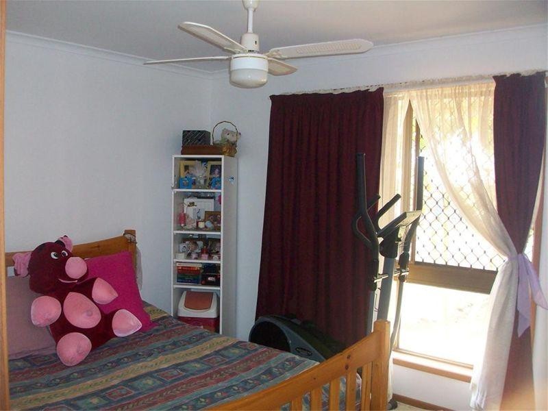 2 Preston Street, Point Vernon QLD 4655