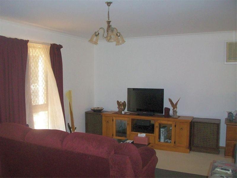 2 Preston Street, Point Vernon QLD 4655