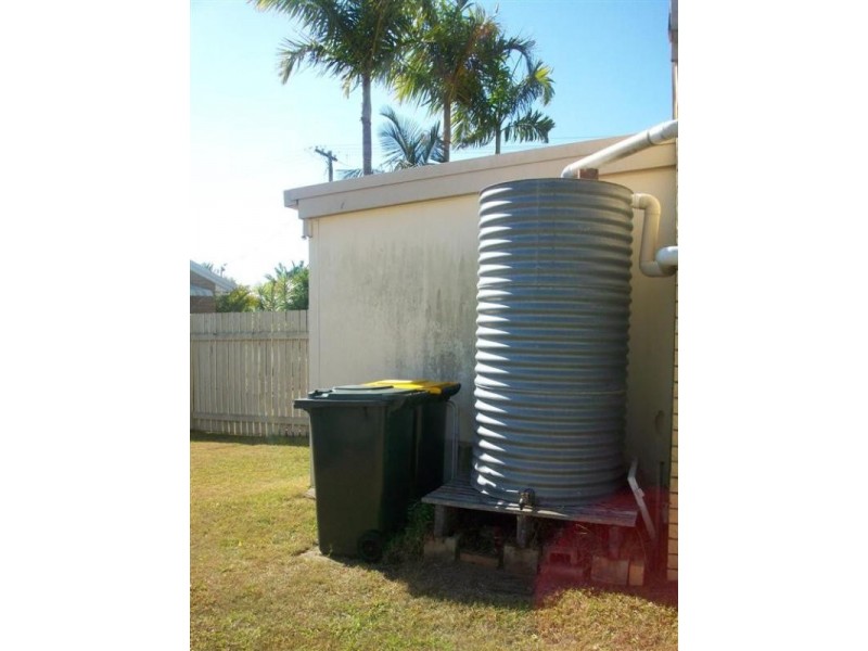 2 Preston Street, Point Vernon QLD 4655