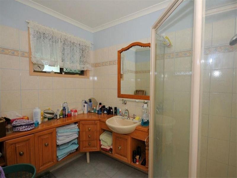 68 North Street, Point Vernon QLD 4655