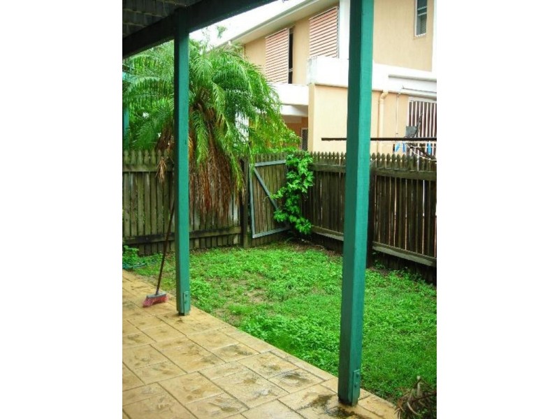 4/377 Esplanade, Scarness QLD 4655