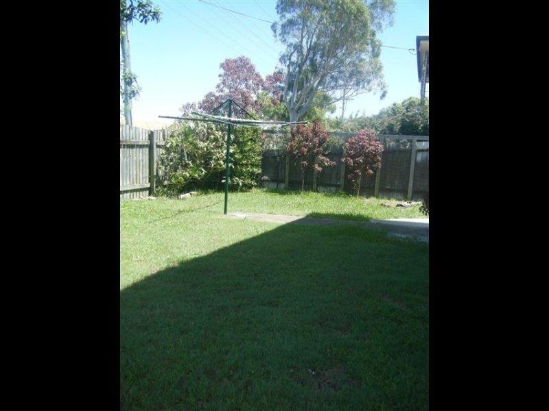 Point Vernon QLD 4655
