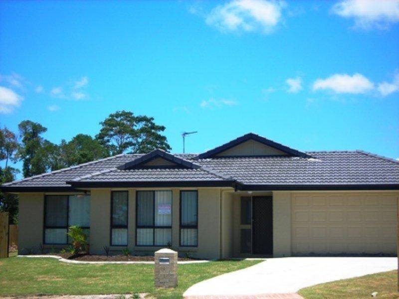 13 Peatcourt, Nikenbah QLD 4655