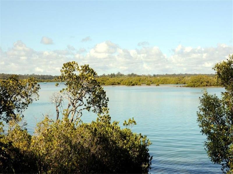 13 Moreton Street, Toogoom QLD 4655