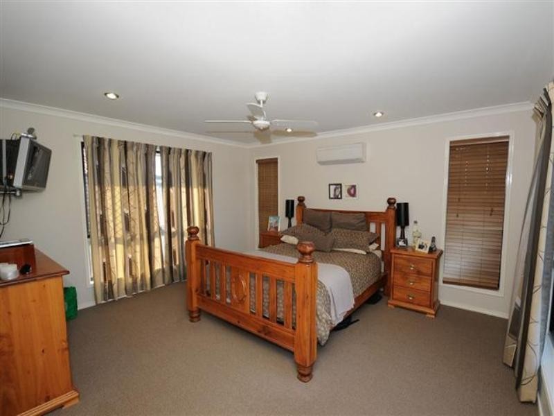 Eli Waters QLD 4655