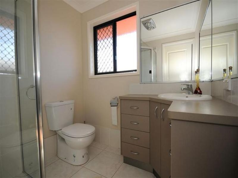 Eli Waters QLD 4655