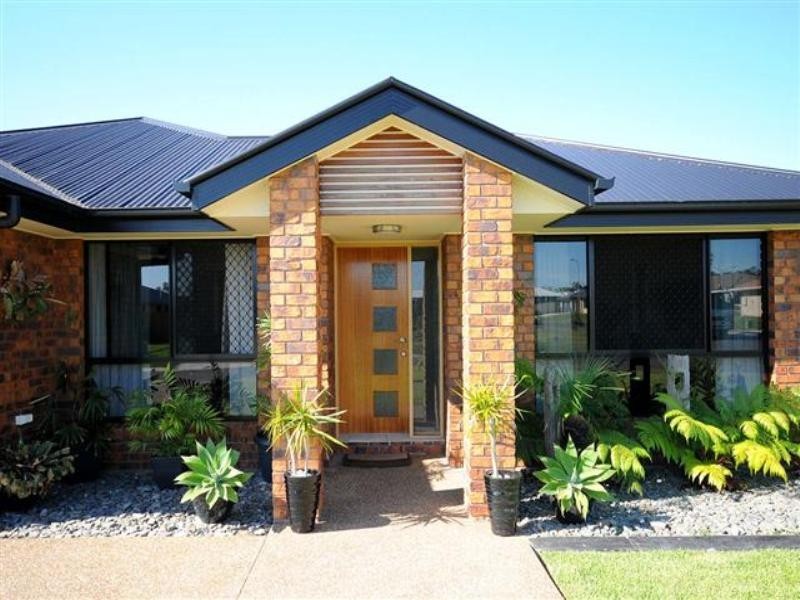 Eli Waters QLD 4655