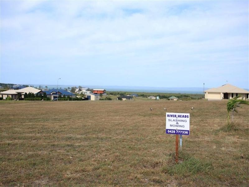 24 Windjammer Circuit, River Heads QLD 4655