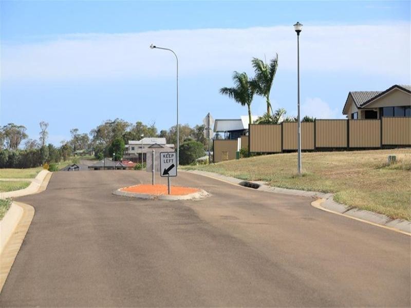 24 Windjammer Circuit, River Heads QLD 4655