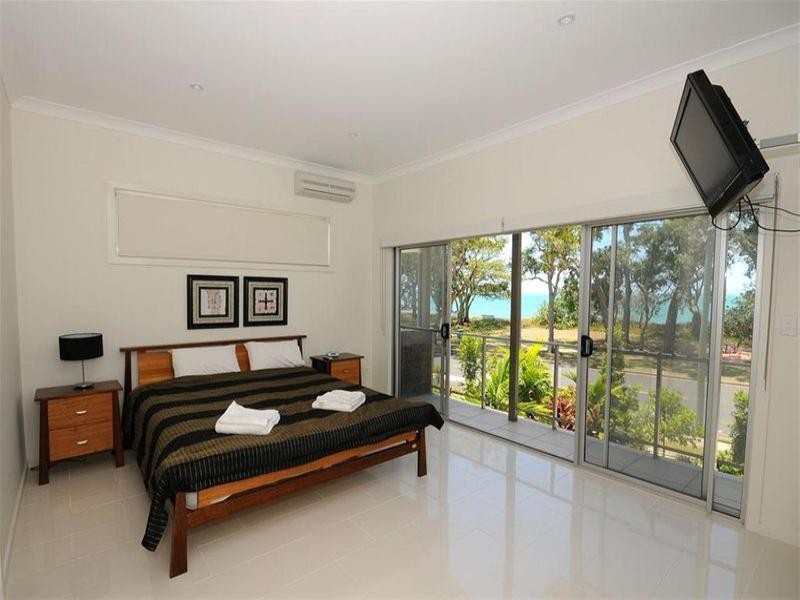 9/542 Esplanade, Urangan QLD 4655