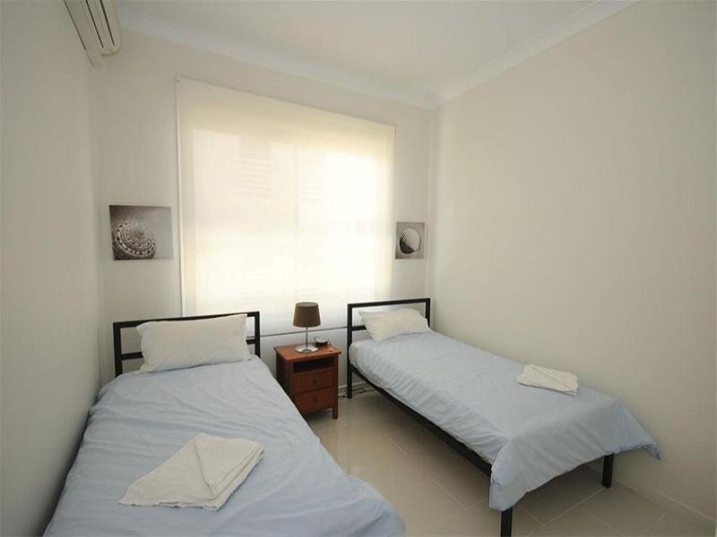 9/542 Esplanade, Urangan QLD 4655