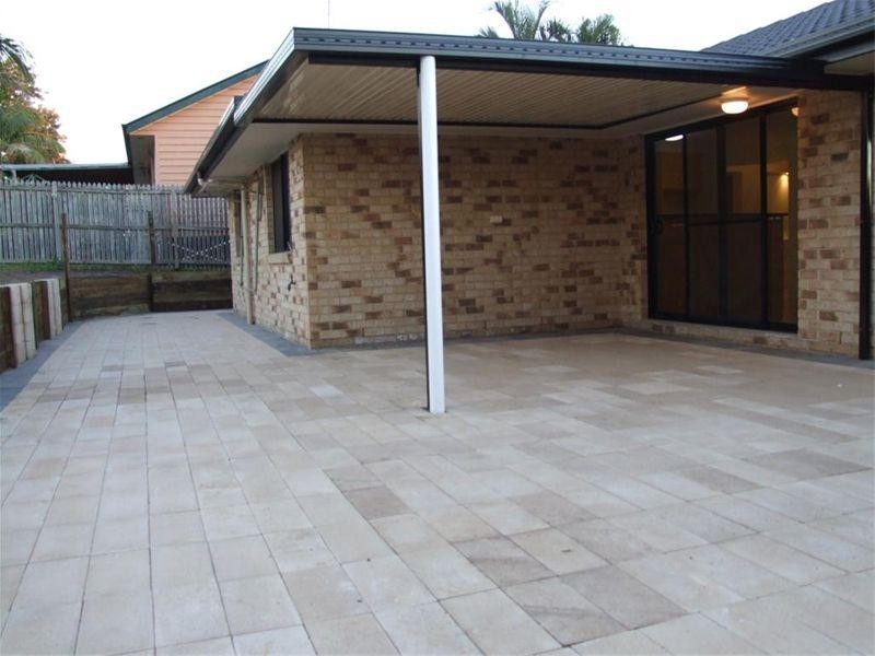 16 Crawford Drive, Dundowran QLD 4655