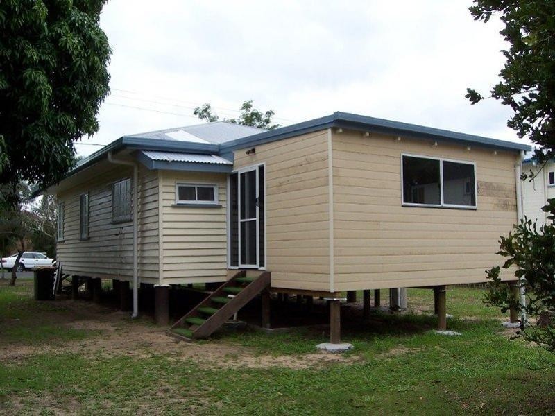 189 Cypress Street, Urangan QLD 4655