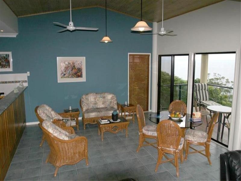 17 Ariadne Street, River Heads QLD 4655