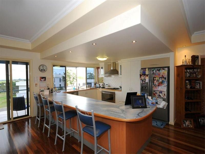 8 Regency Avenue, Urraween QLD 4655