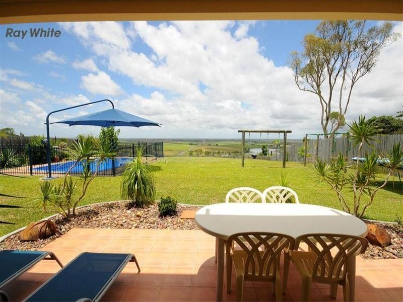8 Regency Avenue, Urraween QLD 4655