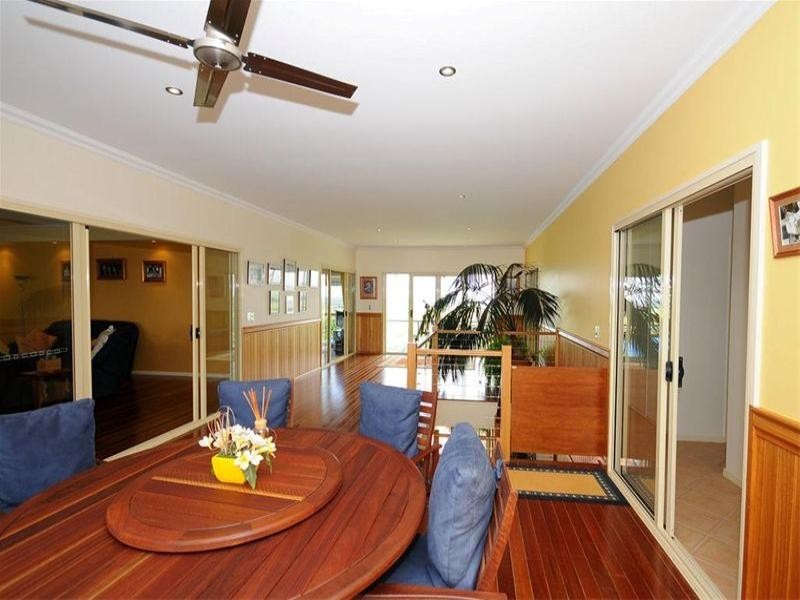 8 Regency Avenue, Urraween QLD 4655