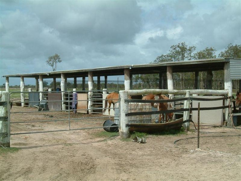 781 Vanderwolf Road, Nikenbah QLD 4655