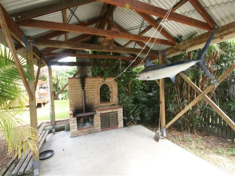26 Saunders Street, Point Vernon QLD 4655