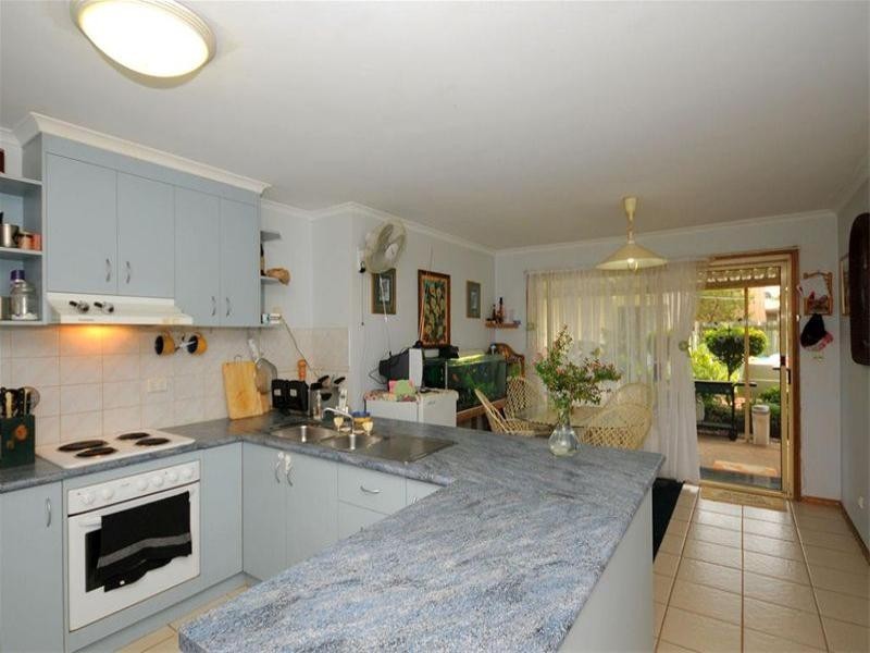 2 Meledie Avenue, Kawungan QLD 4655