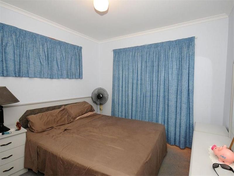 2 Meledie Avenue, Kawungan QLD 4655