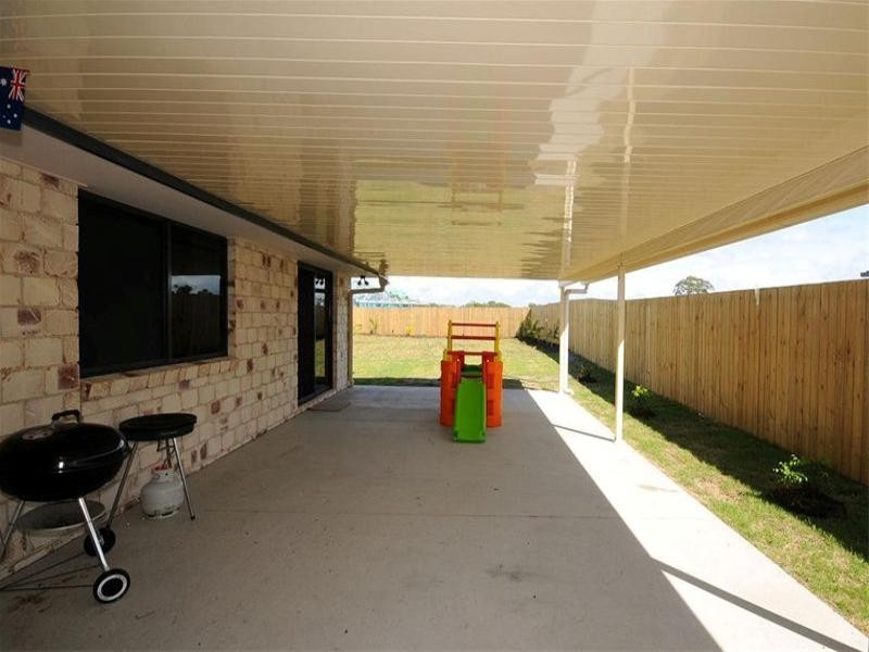 4 Seaway Parade, Toogoom QLD 4655