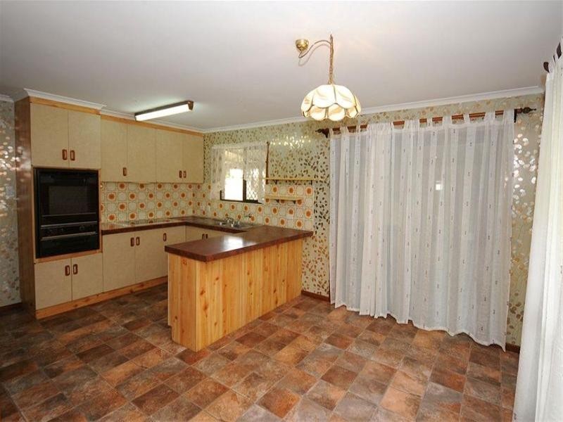 40 Helsham Street, Hervey Bay QLD 4655